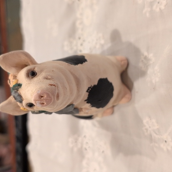 Rustic and rugged pig country farmhouse diy decor - Picture 3 of 9